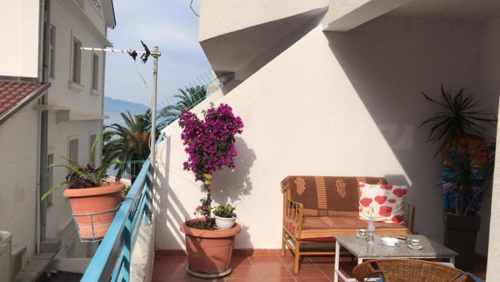 Meni'S Family Apartament Saranda Kültér fotó