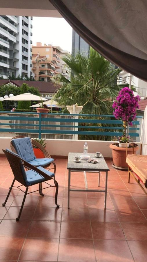 Meni'S Family Apartament Saranda Kültér fotó
